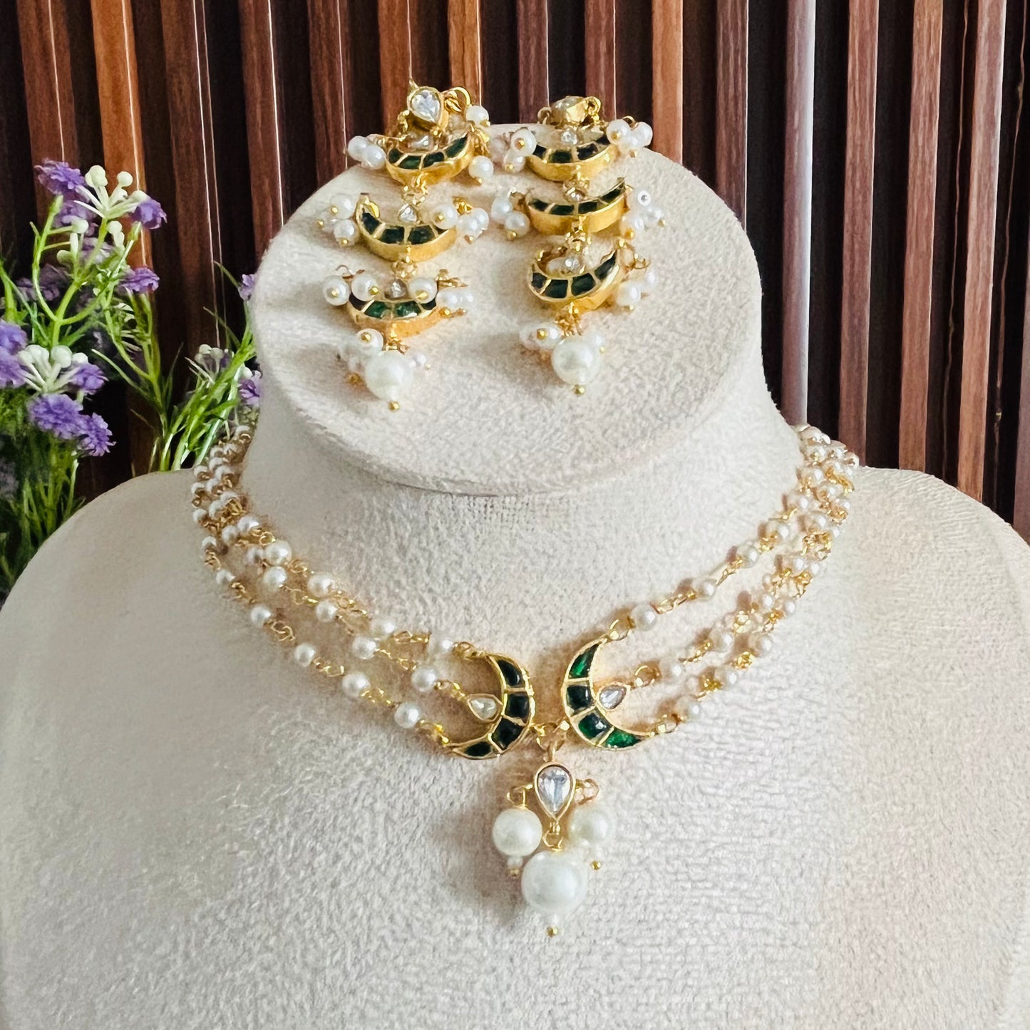 Prachi kundan Choker Pearl Necklace