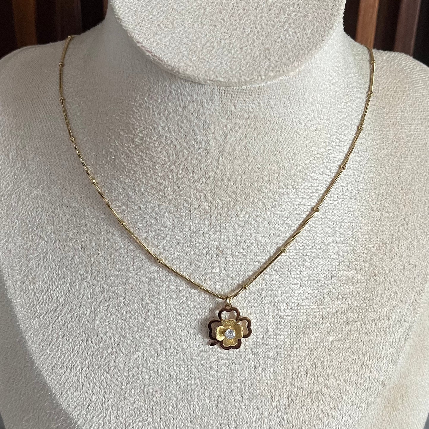 Gold Flower Chain Necklace