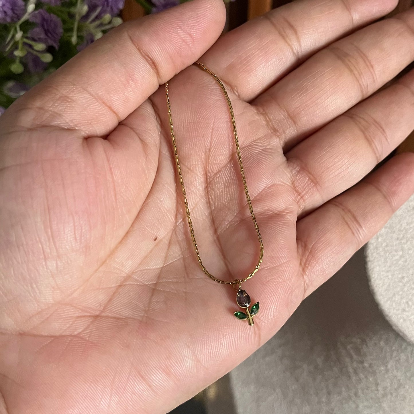 Tulip Sleek Chain Necklace