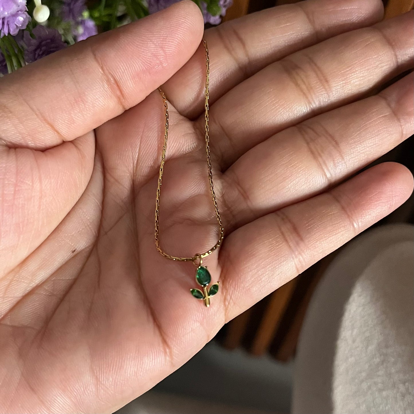 Tulip Sleek Chain Necklace