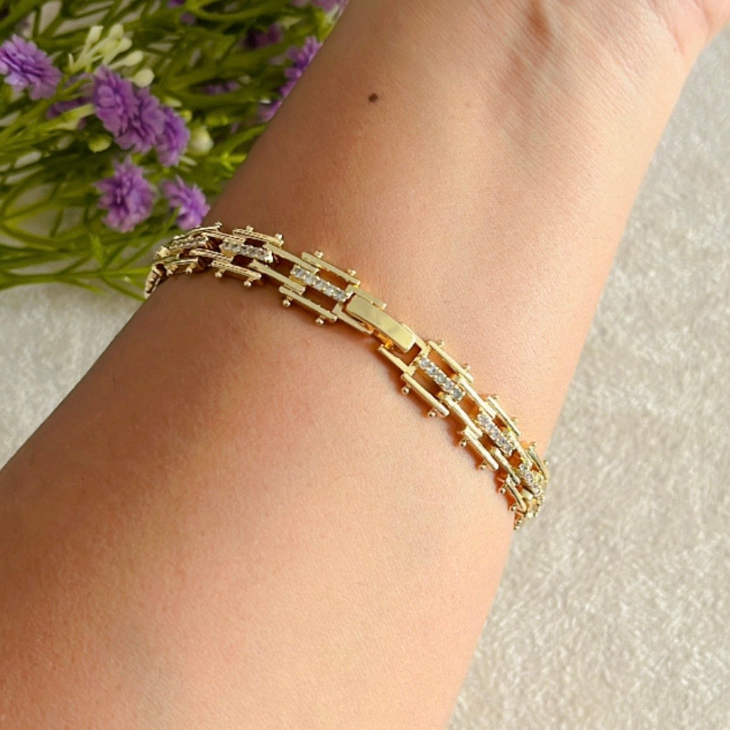 Gold Link Chain Bracelet