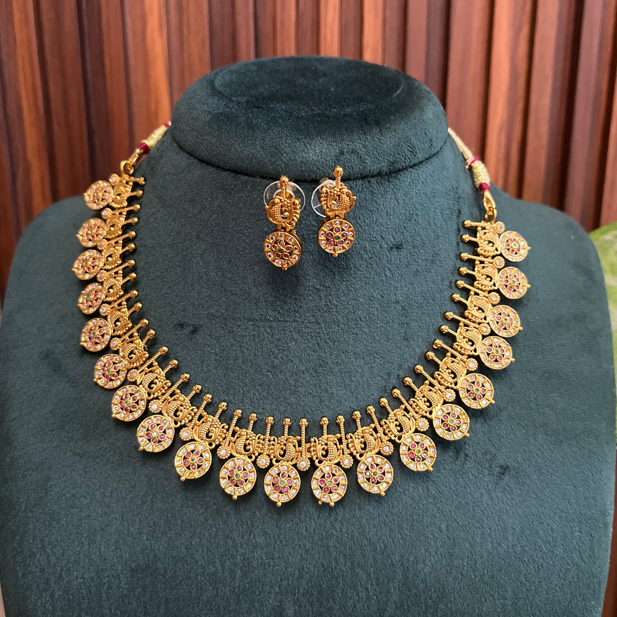 Gold Temple Necklace Set