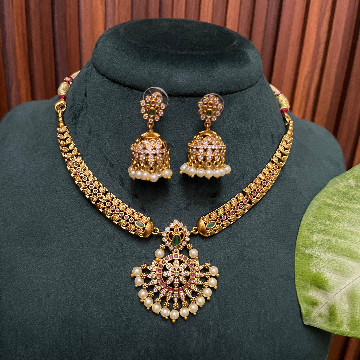 Gold Pearl Hasli Necklace Set