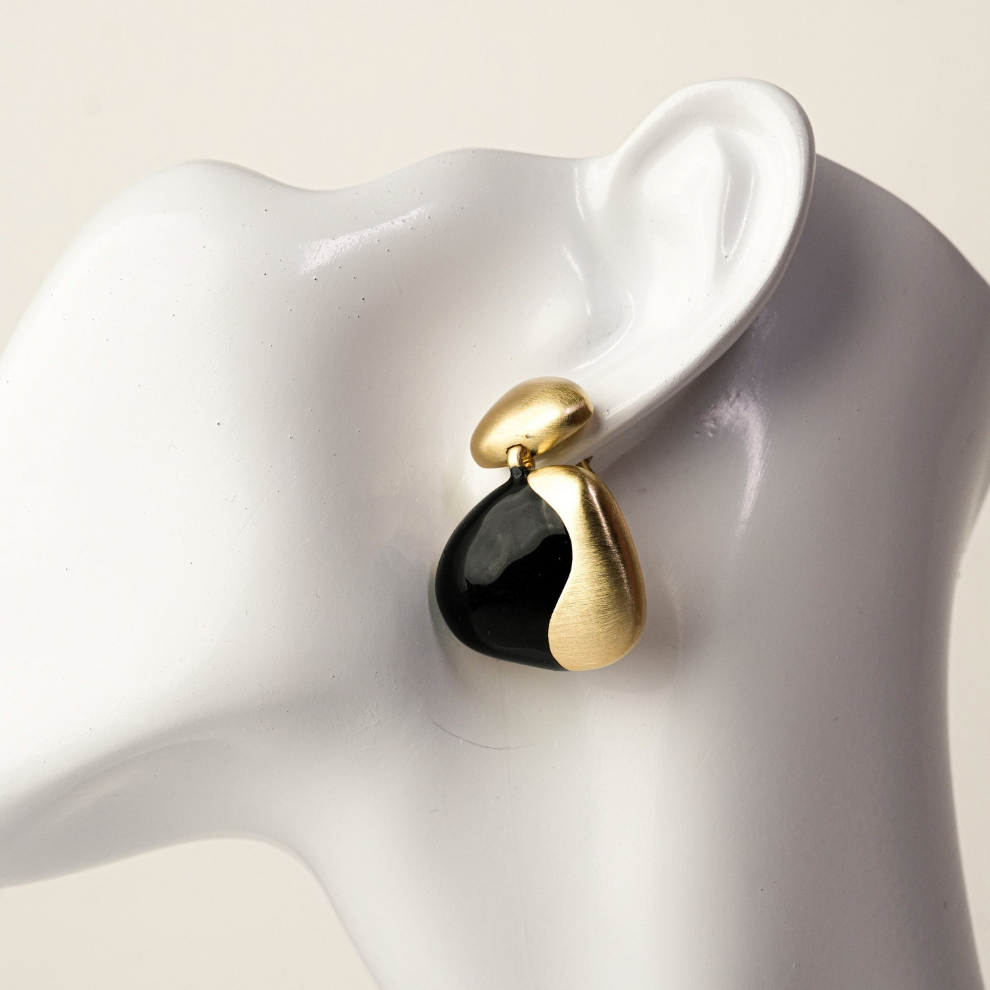 Dual Tone Drops Earrings