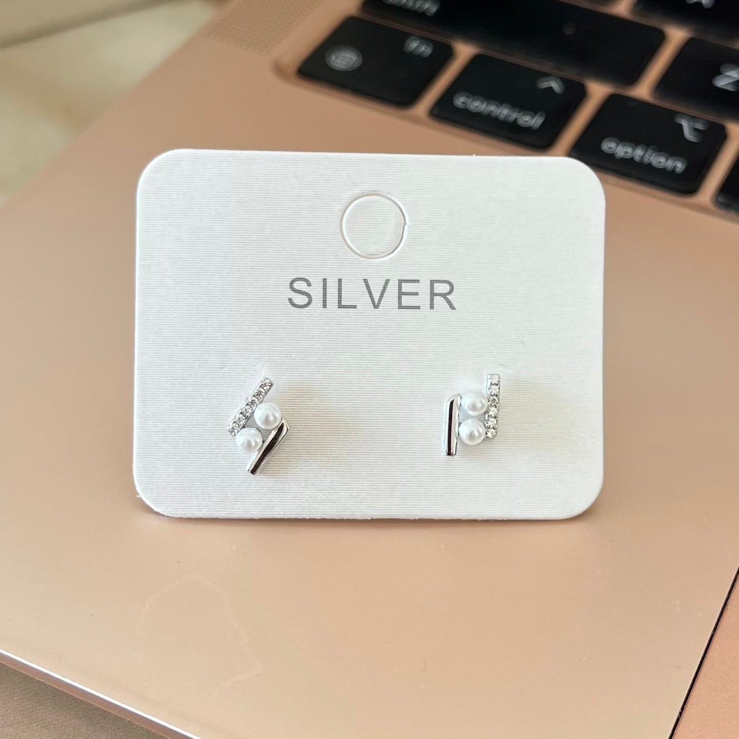925 Silver Pearl Studs Earrings