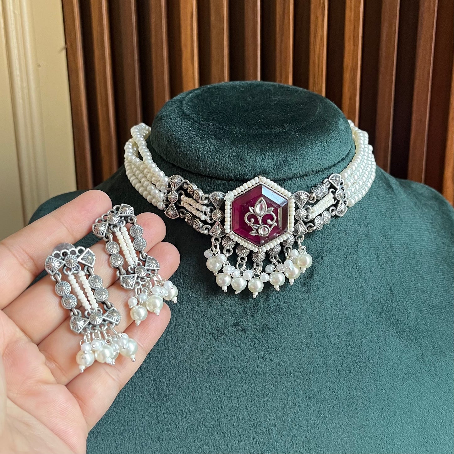 Pearl Stone Choker Necklace Set
