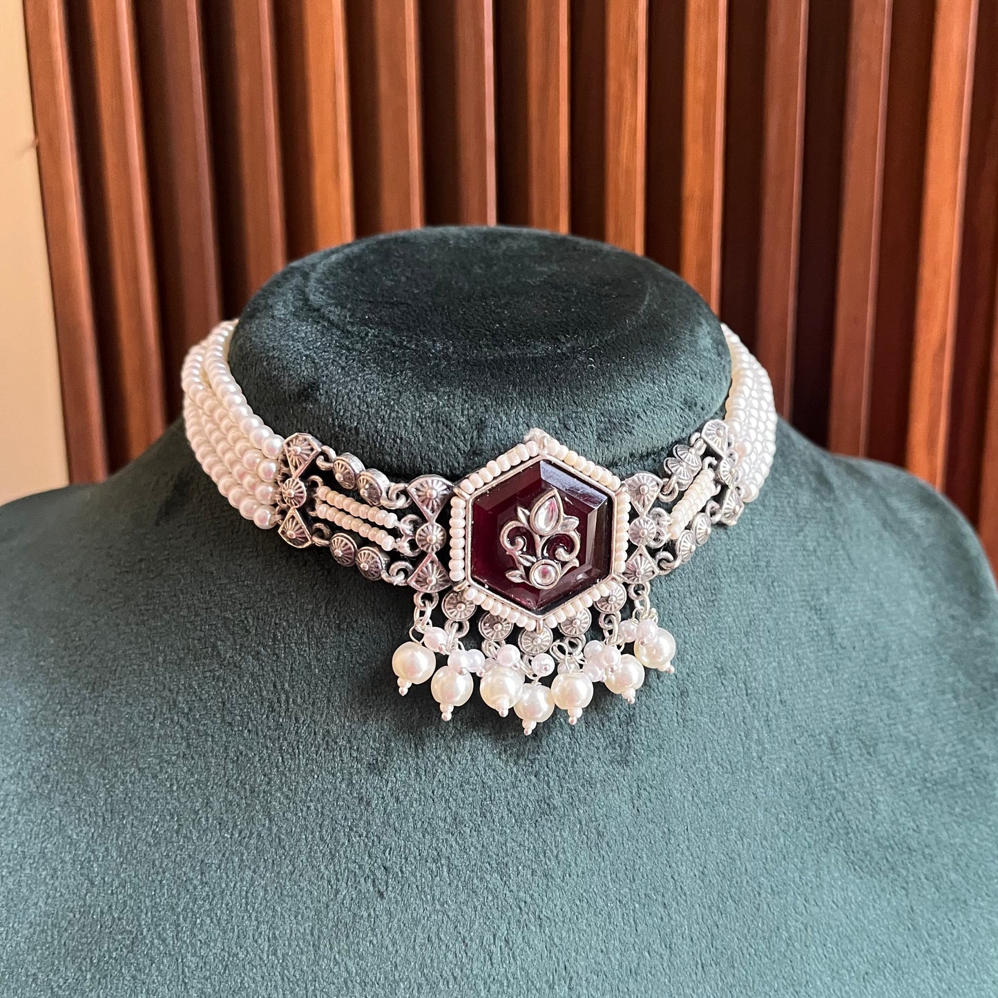 Pearl Stone Choker Necklace Set