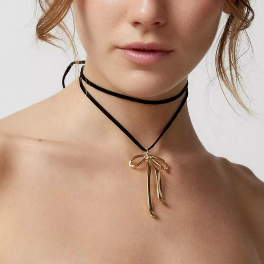 Luxe Gold Bow Black Thread Necklace