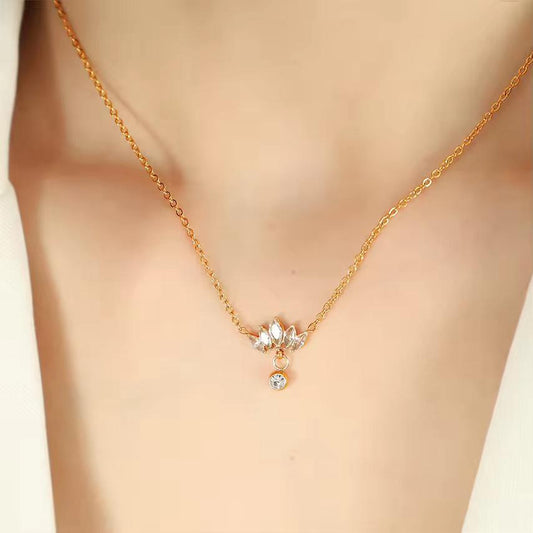 18k Gold Flower Drop Necklace