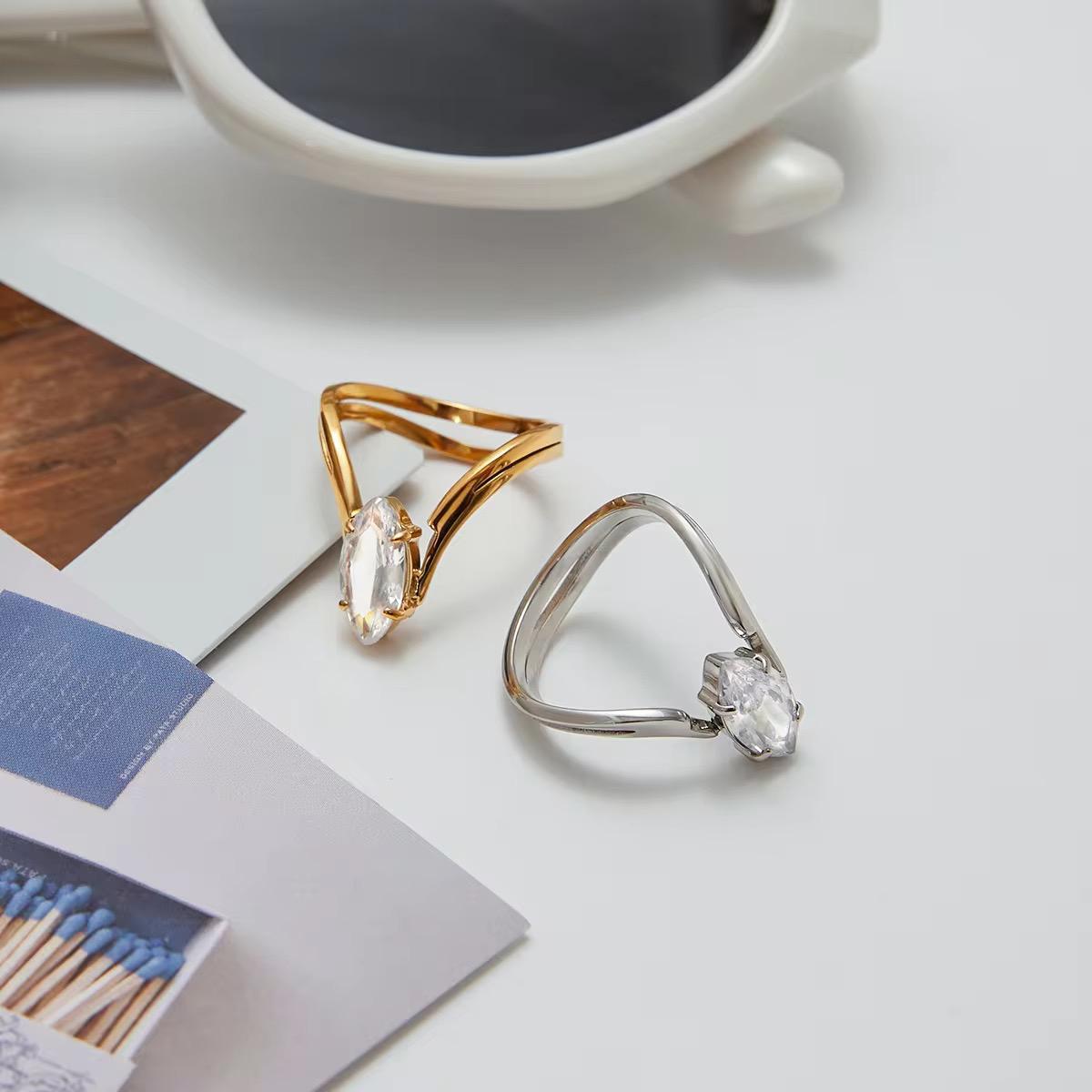 Luxe Silver Diamond Ring