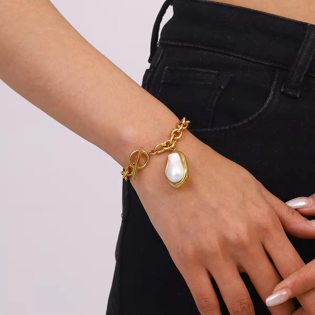 MOP Gold Chain Bracelet