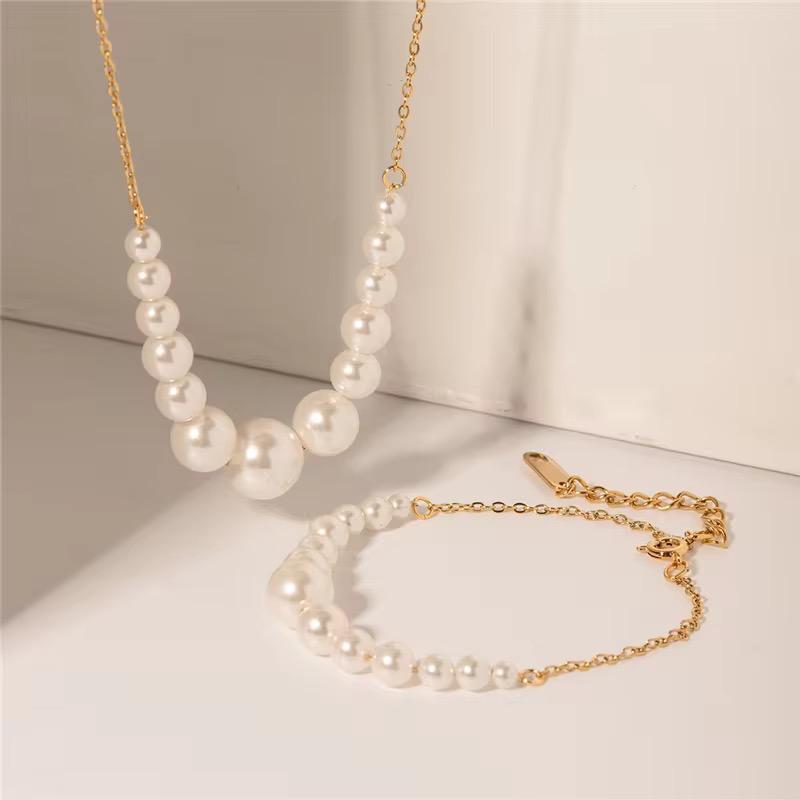White Pearl Chain Bracelet