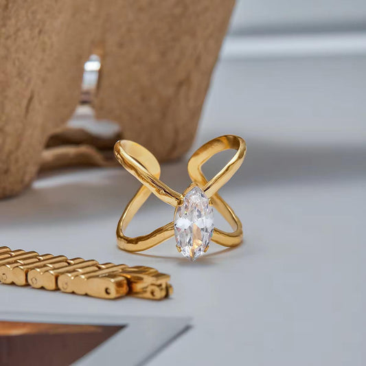 Statement Gold Diamond Finger Ring