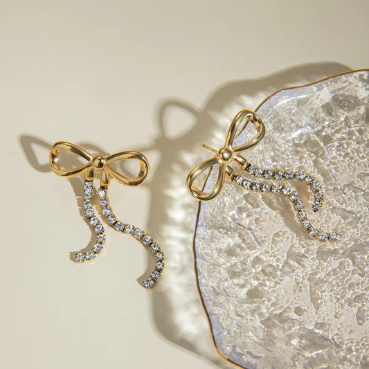 18k Gold Bow Studs Earrings