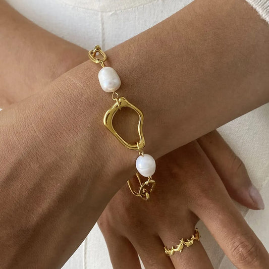 Pearl Gold Chain Bracelet