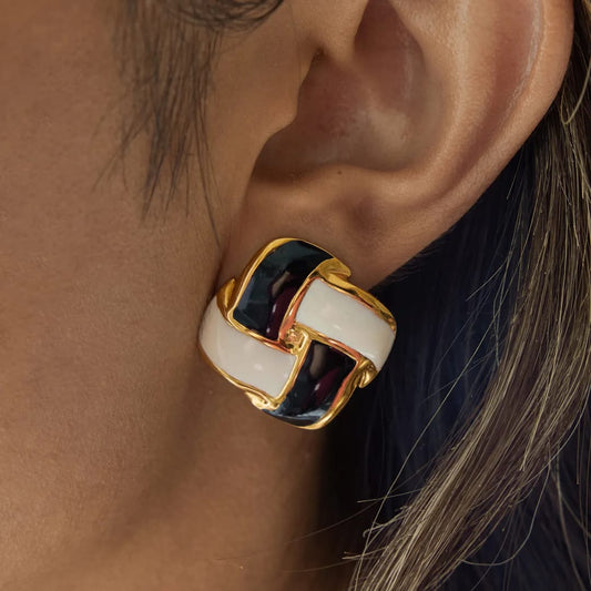 Black & White Studs Earring