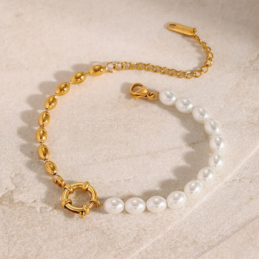 Pearl & Gold Chain Bracelet