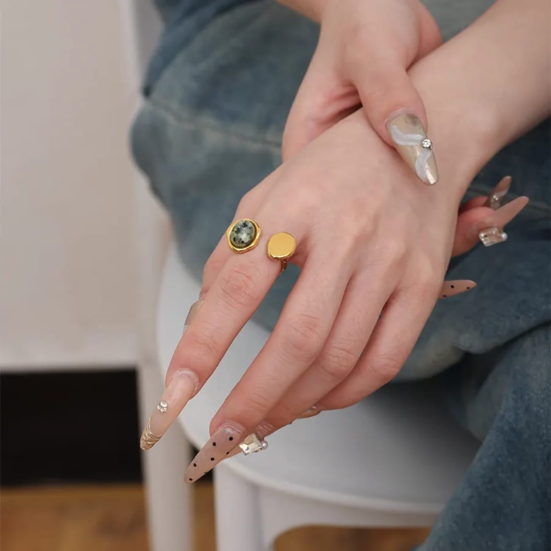 Earthy Green Gold Ring Front Open