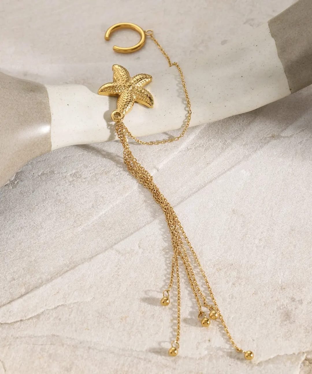 Single Star Attached Cuff Earring