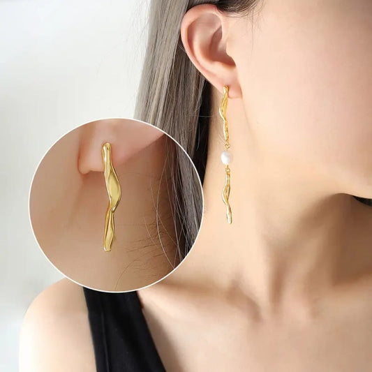 Mismatch Gold Pearl Earrings