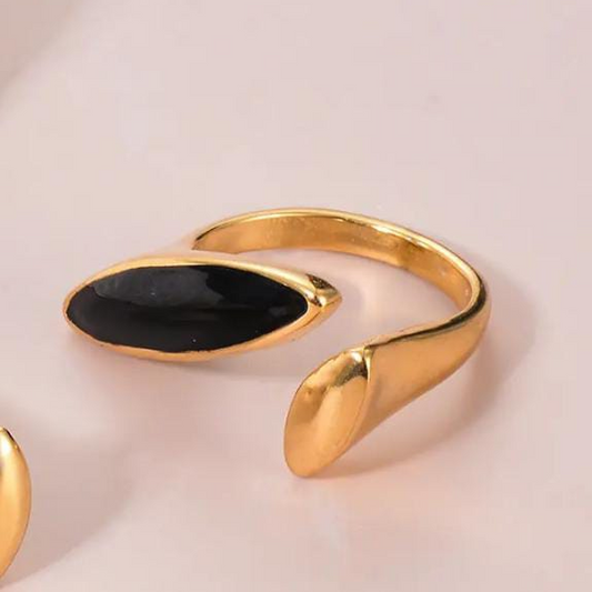 Black & Gold Finger Ring