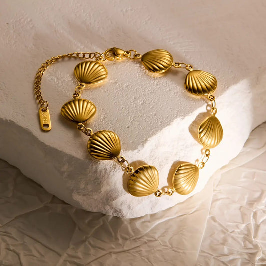 Gold Shell Chain Bracelet