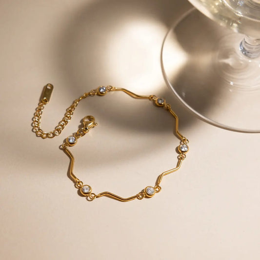 Stone Curvy Chain Bracelet