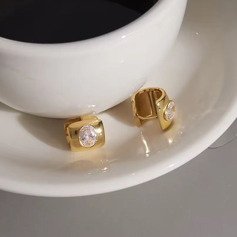 European Small Hoop Earrings