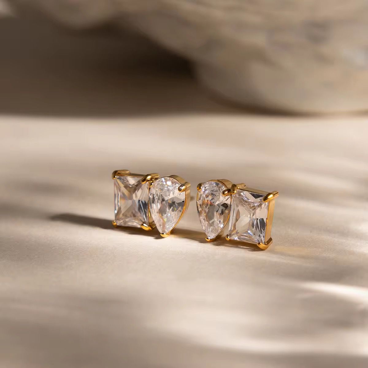 Diamond Studs Earrings