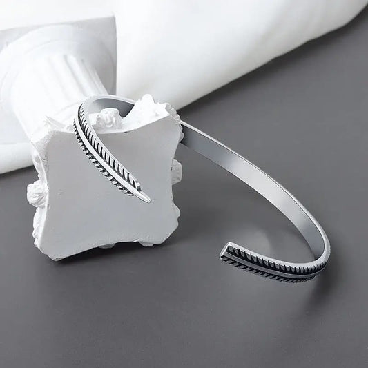 Jank Silver Textured Bracelet