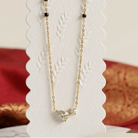 Antitarnish Sleek Flower Mangalsutra