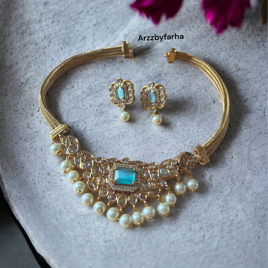Anita Gold Choker Set