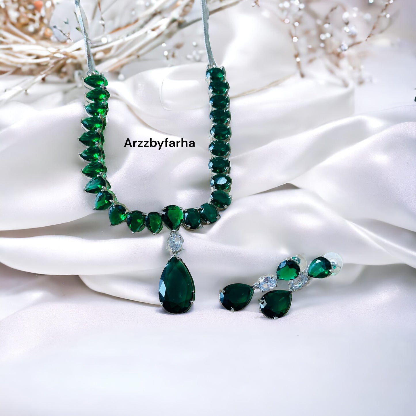 Emerald Green Stone Zircon Necklace Set