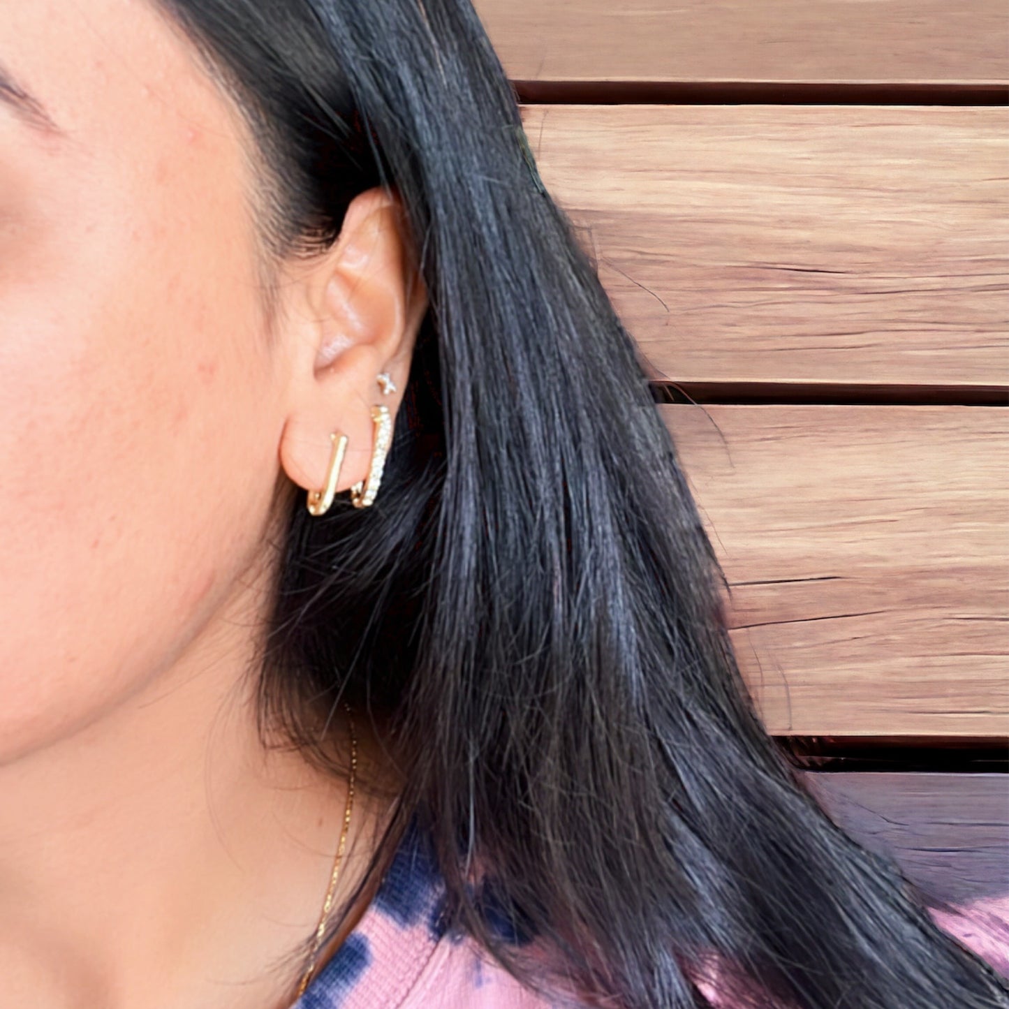 Myu Shaped Studs Earring