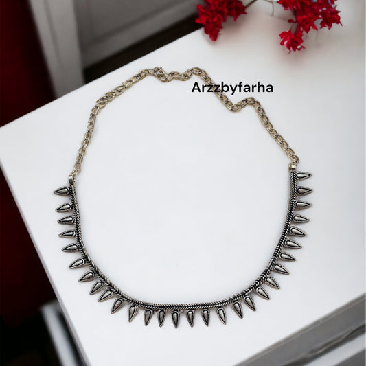 Sleek Oxidised Choker