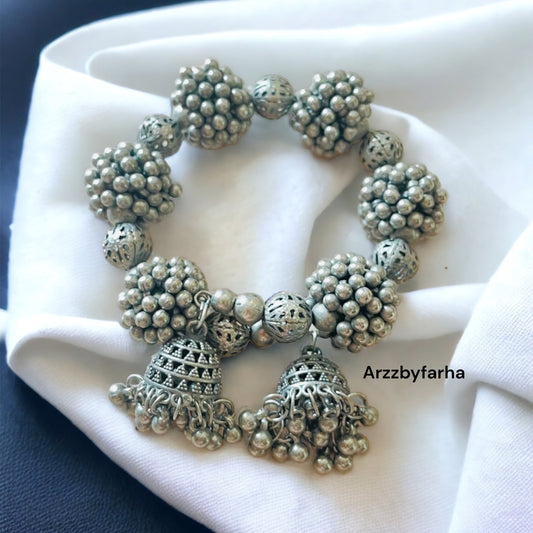 Gajra Cum Ghunghroo Bracelet