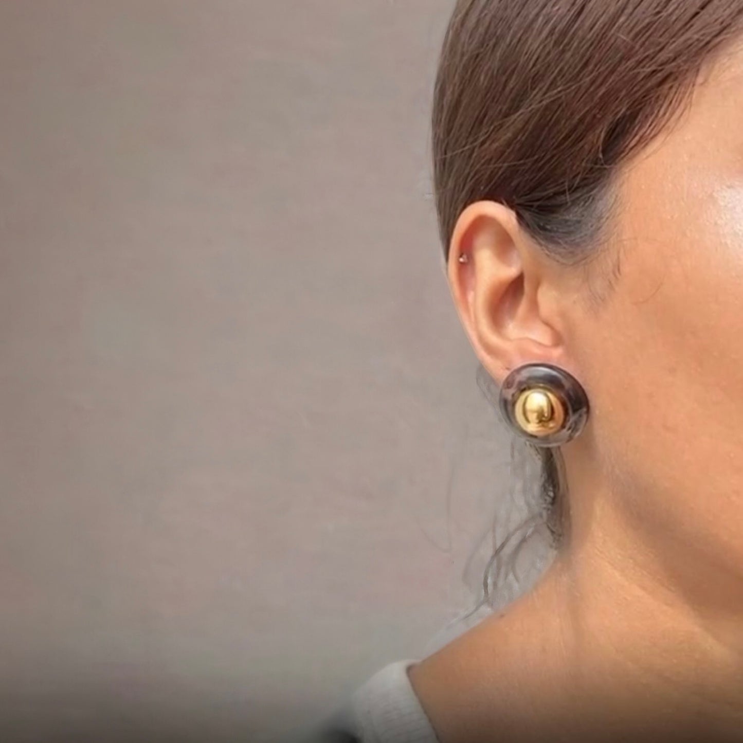 18k Gold Smoky Black Studs