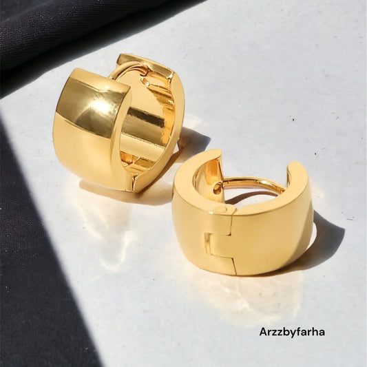 18k Gold Small Hoop Earrings