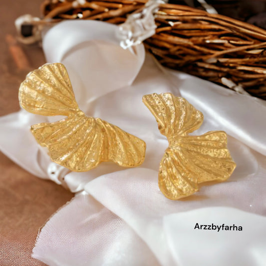 Luxe 18k Gold Studs
