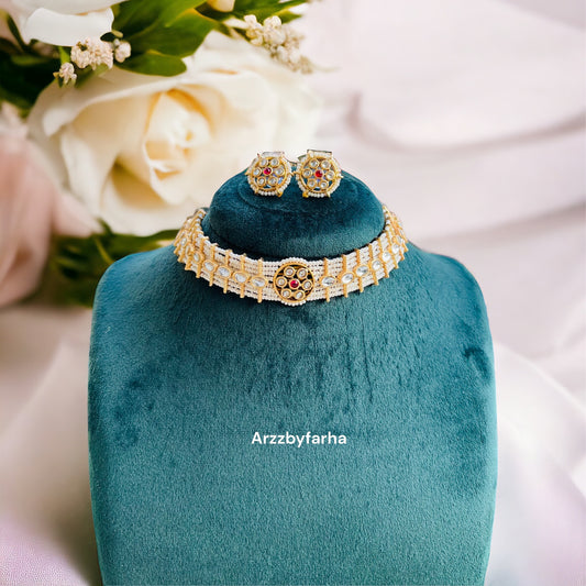 Sleek Chid pearl Choker Set