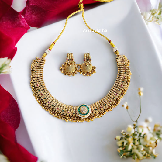 Gorgeous Gold Choker Necklace Set