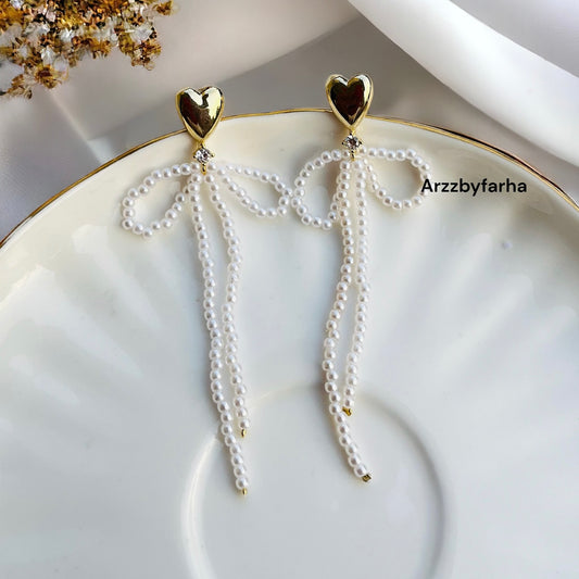 Bow White Pearl Earrings