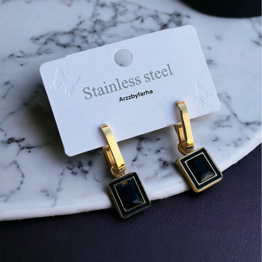 Black Drop Gold Earrings