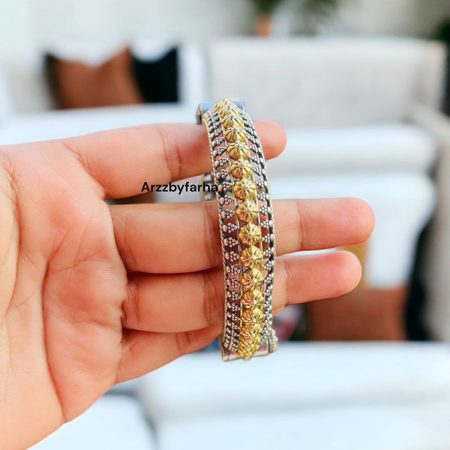 Dual Tone Screwable Bangle