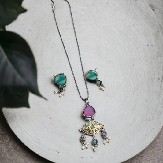 Dual Tone Fusion Sleek Necklace Set
