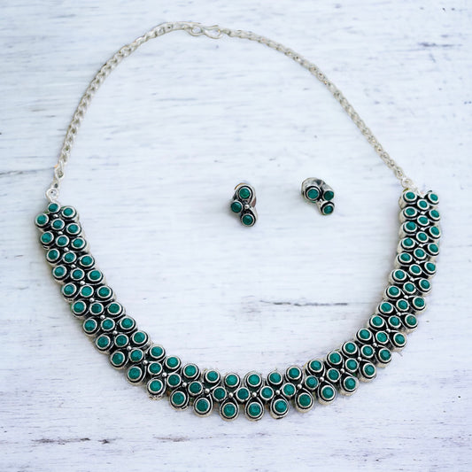 Green Stone Neckline Necklace Set