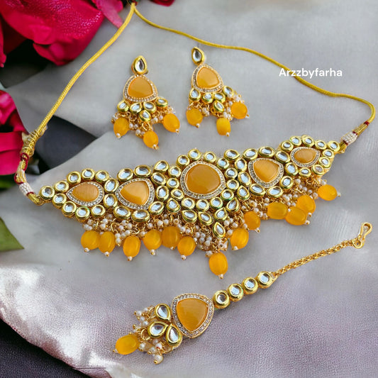Yellow Beads Kundan Necklace Set