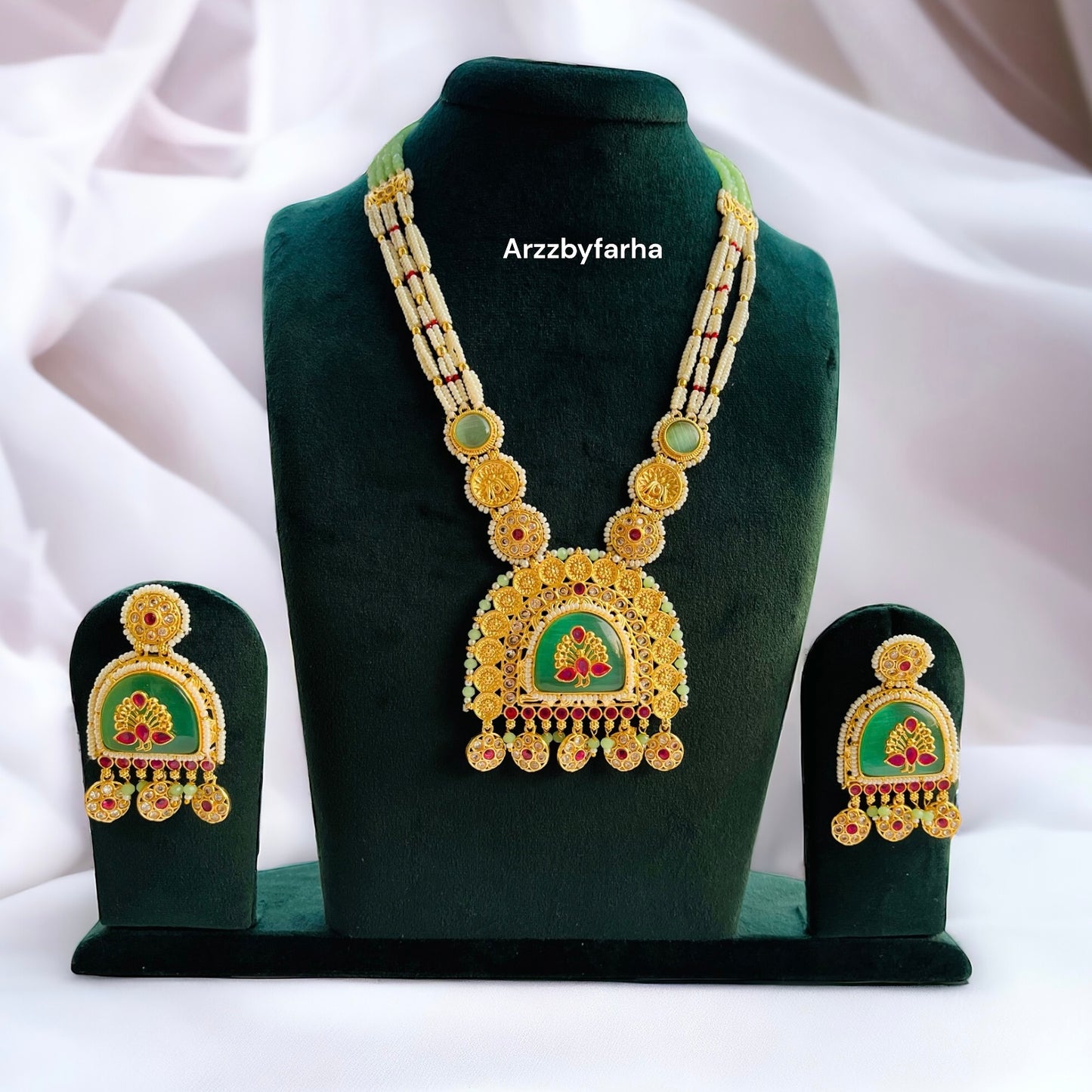 Mint Monalisa Stone Necklace Set
