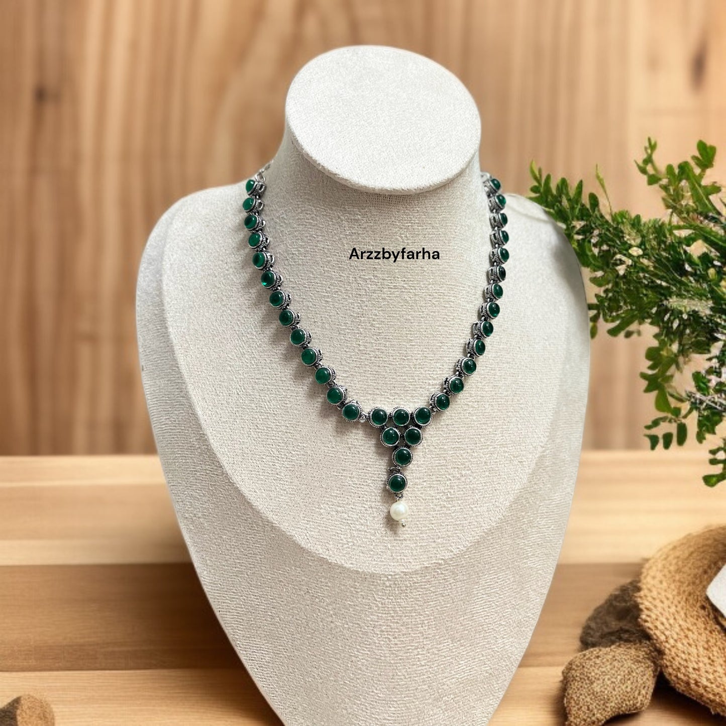 Green Stone Necklace Set