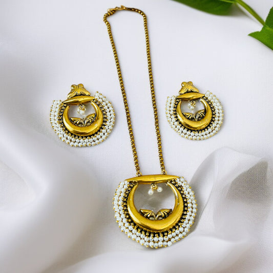 Gold Brass Pearl Necklace Set